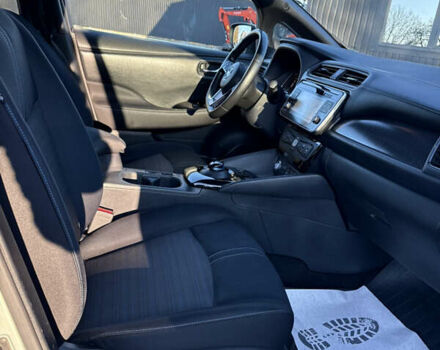 Зеленый Ниссан Лиф, объемом двигателя 0 л и пробегом 149 тыс. км за 11399 $, фото 26 на Automoto.ua