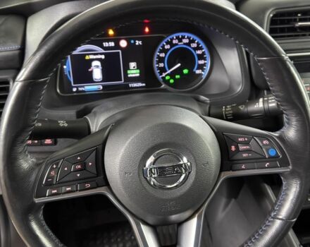 Зеленый Ниссан Лиф, объемом двигателя 0 л и пробегом 115 тыс. км за 13000 $, фото 3 на Automoto.ua