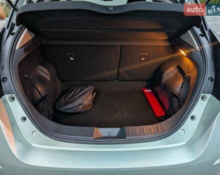 Зеленый Ниссан Лиф, объемом двигателя 0 л и пробегом 81 тыс. км за 11250 $, фото 51 на Automoto.ua