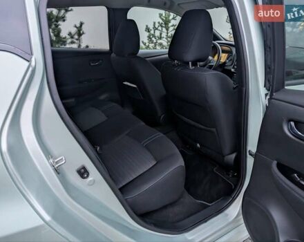 Зеленый Ниссан Лиф, объемом двигателя 0 л и пробегом 81 тыс. км за 11250 $, фото 49 на Automoto.ua