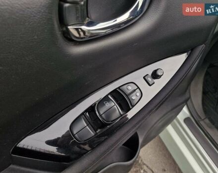 Зеленый Ниссан Лиф, объемом двигателя 0 л и пробегом 70 тыс. км за 13899 $, фото 12 на Automoto.ua