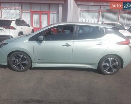 Зеленый Ниссан Лиф, объемом двигателя 0 л и пробегом 233 тыс. км за 11000 $, фото 1 на Automoto.ua