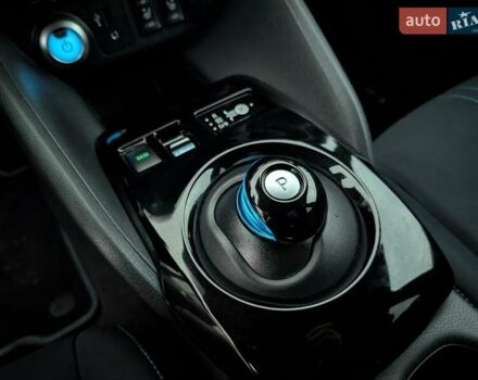 Зеленый Ниссан Лиф, объемом двигателя 0 л и пробегом 81 тыс. км за 11250 $, фото 35 на Automoto.ua