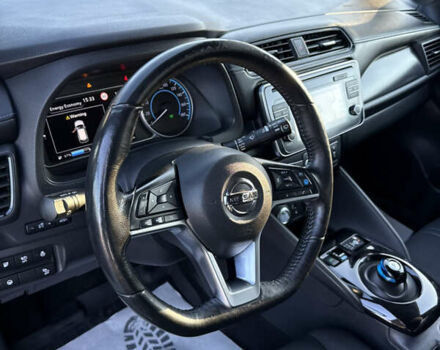 Зеленый Ниссан Лиф, объемом двигателя 0 л и пробегом 149 тыс. км за 11399 $, фото 19 на Automoto.ua