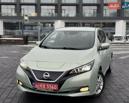 Зеленый Ниссан Лиф, объемом двигателя 0 л и пробегом 99 тыс. км за 11990 $, фото 16 на Automoto.ua