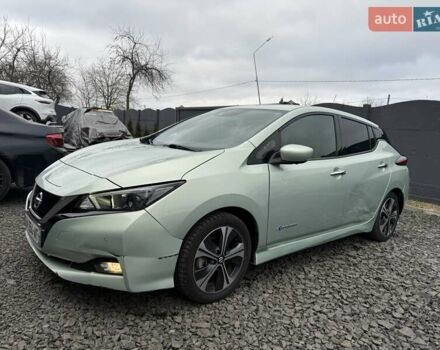Зеленый Ниссан Лиф, объемом двигателя 0 л и пробегом 129 тыс. км за 11200 $, фото 8 на Automoto.ua