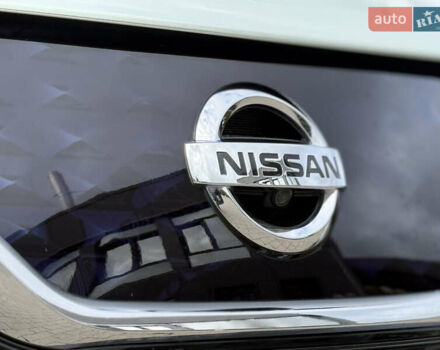 Зеленый Ниссан Лиф, объемом двигателя 0 л и пробегом 83 тыс. км за 12550 $, фото 7 на Automoto.ua