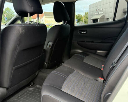 Зеленый Ниссан Лиф, объемом двигателя 0 л и пробегом 83 тыс. км за 12550 $, фото 22 на Automoto.ua