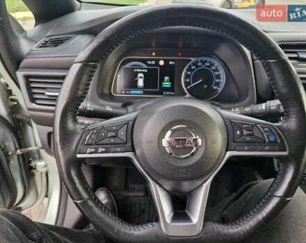 Зеленый Ниссан Лиф, объемом двигателя 0 л и пробегом 70 тыс. км за 13899 $, фото 18 на Automoto.ua