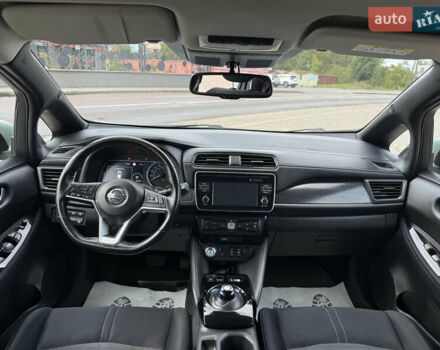 Зеленый Ниссан Лиф, объемом двигателя 0 л и пробегом 83 тыс. км за 12550 $, фото 16 на Automoto.ua