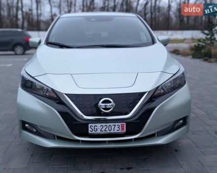 Зеленый Ниссан Лиф, объемом двигателя 0 л и пробегом 81 тыс. км за 11250 $, фото 3 на Automoto.ua