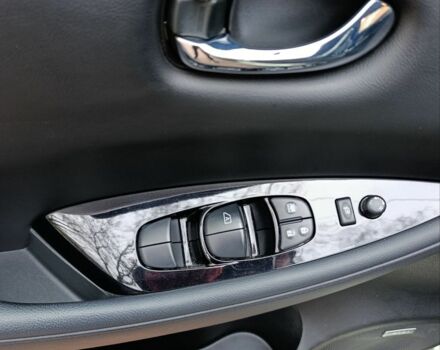 Зеленый Ниссан Лиф, объемом двигателя 0 л и пробегом 115 тыс. км за 13000 $, фото 10 на Automoto.ua