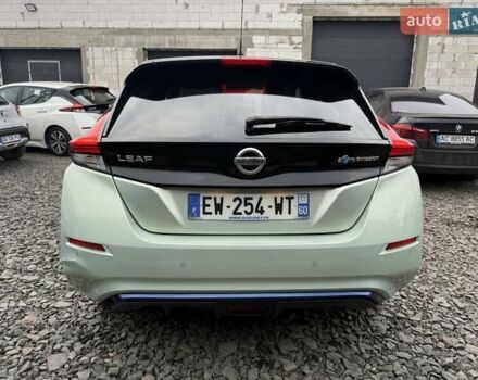 Зеленый Ниссан Лиф, объемом двигателя 0 л и пробегом 129 тыс. км за 11200 $, фото 5 на Automoto.ua