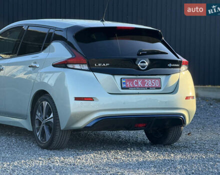 Зеленый Ниссан Лиф, объемом двигателя 0 л и пробегом 149 тыс. км за 11399 $, фото 10 на Automoto.ua