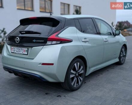 Зеленый Ниссан Лиф, объемом двигателя 0 л и пробегом 81 тыс. км за 11250 $, фото 9 на Automoto.ua