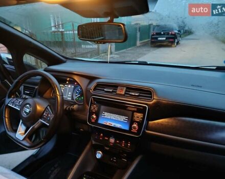 Зеленый Ниссан Лиф, объемом двигателя 0 л и пробегом 185 тыс. км за 9200 $, фото 15 на Automoto.ua