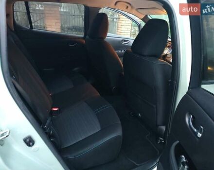 Зеленый Ниссан Лиф, объемом двигателя 0 л и пробегом 185 тыс. км за 9200 $, фото 13 на Automoto.ua