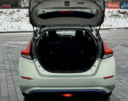 Зеленый Ниссан Лиф, объемом двигателя 0 л и пробегом 99 тыс. км за 11990 $, фото 48 на Automoto.ua