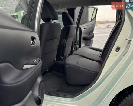 Зеленый Ниссан Лиф, объемом двигателя 0 л и пробегом 99 тыс. км за 11990 $, фото 47 на Automoto.ua