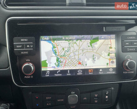 Зеленый Ниссан Лиф, объемом двигателя 0 л и пробегом 118 тыс. км за 12400 $, фото 23 на Automoto.ua