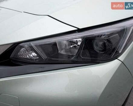 Зеленый Ниссан Лиф, объемом двигателя 0 л и пробегом 81 тыс. км за 11250 $, фото 26 на Automoto.ua