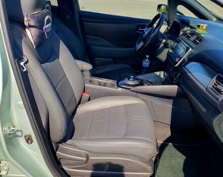 Зеленый Ниссан Лиф, объемом двигателя 0 л и пробегом 200 тыс. км за 12000 $, фото 1 на Automoto.ua