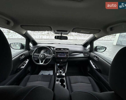 Зеленый Ниссан Лиф, объемом двигателя 0 л и пробегом 99 тыс. км за 11990 $, фото 4 на Automoto.ua