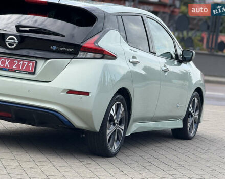 Зеленый Ниссан Лиф, объемом двигателя 0 л и пробегом 83 тыс. км за 12550 $, фото 14 на Automoto.ua