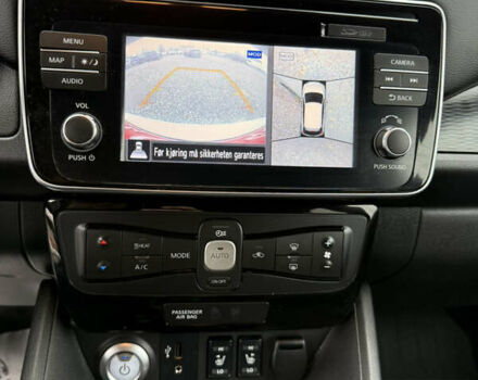 Зеленый Ниссан Лиф, объемом двигателя 0 л и пробегом 83 тыс. км за 11999 $, фото 29 на Automoto.ua