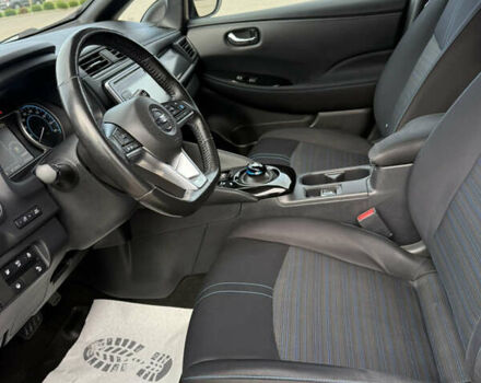 Зеленый Ниссан Лиф, объемом двигателя 0 л и пробегом 83 тыс. км за 12550 $, фото 29 на Automoto.ua