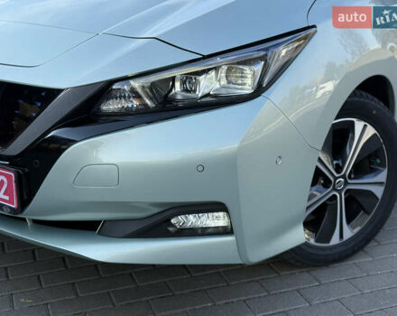 Зеленый Ниссан Лиф, объемом двигателя 0 л и пробегом 75 тыс. км за 13900 $, фото 5 на Automoto.ua