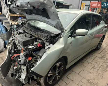 Зелений Ніссан Ліф, об'ємом двигуна 0 л та пробігом 156 тис. км за 6899 $, фото 1 на Automoto.ua