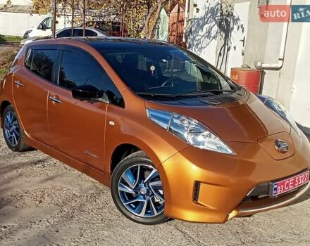 Оранжевый Ниссан Лиф, объемом двигателя 0 л и пробегом 90 тыс. км за 8500 $, фото 96 на Automoto.ua