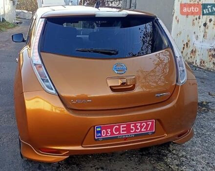 Оранжевый Ниссан Лиф, объемом двигателя 0 л и пробегом 90 тыс. км за 8500 $, фото 26 на Automoto.ua