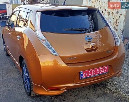 Оранжевый Ниссан Лиф, объемом двигателя 0 л и пробегом 90 тыс. км за 8500 $, фото 25 на Automoto.ua