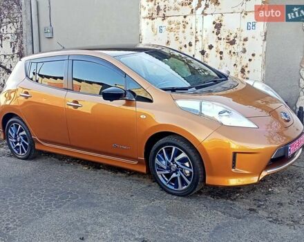 Оранжевый Ниссан Лиф, объемом двигателя 0 л и пробегом 90 тыс. км за 8500 $, фото 39 на Automoto.ua