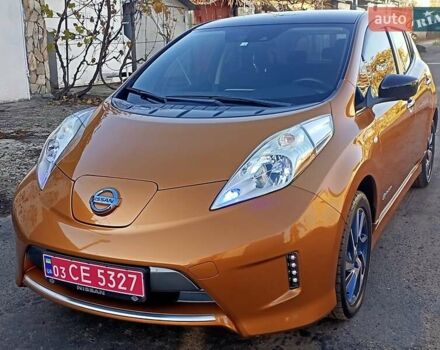 Оранжевый Ниссан Лиф, объемом двигателя 0 л и пробегом 90 тыс. км за 8500 $, фото 4 на Automoto.ua