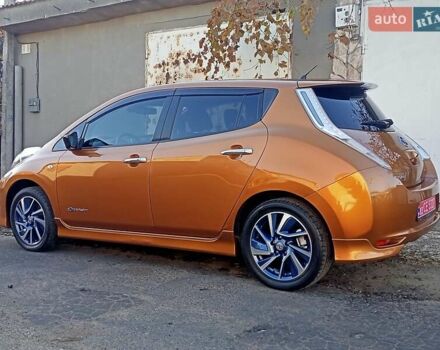 Оранжевый Ниссан Лиф, объемом двигателя 0 л и пробегом 90 тыс. км за 8500 $, фото 21 на Automoto.ua