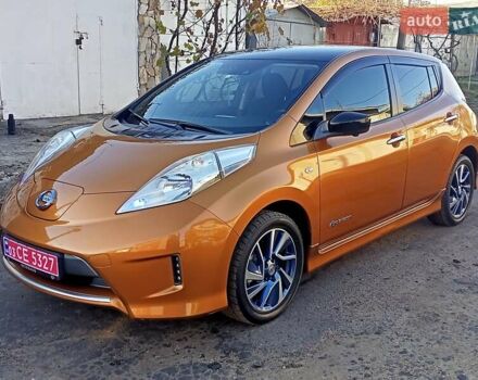 Оранжевый Ниссан Лиф, объемом двигателя 0 л и пробегом 90 тыс. км за 8500 $, фото 9 на Automoto.ua