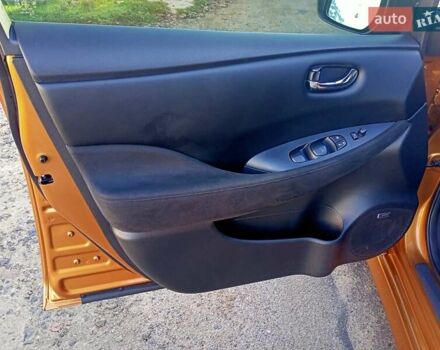 Оранжевый Ниссан Лиф, объемом двигателя 0 л и пробегом 90 тыс. км за 8500 $, фото 50 на Automoto.ua