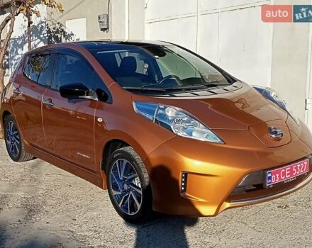 Оранжевый Ниссан Лиф, объемом двигателя 0 л и пробегом 90 тыс. км за 8500 $, фото 85 на Automoto.ua