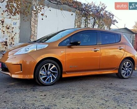 Оранжевый Ниссан Лиф, объемом двигателя 0 л и пробегом 90 тыс. км за 8500 $, фото 12 на Automoto.ua