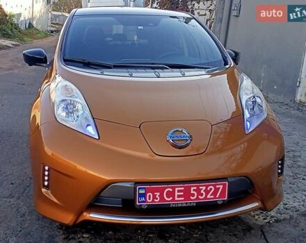 Оранжевый Ниссан Лиф, объемом двигателя 0 л и пробегом 90 тыс. км за 8500 $, фото 44 на Automoto.ua