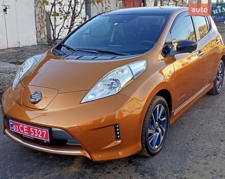 Оранжевый Ниссан Лиф, объемом двигателя 0 л и пробегом 90 тыс. км за 8500 $, фото 8 на Automoto.ua