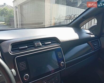 Помаранчевий Ніссан Ліф, об'ємом двигуна 0 л та пробігом 110 тис. км за 15990 $, фото 20 на Automoto.ua