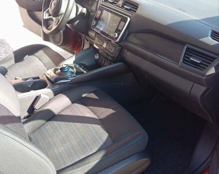 Помаранчевий Ніссан Ліф, об'ємом двигуна 0 л та пробігом 110 тис. км за 15990 $, фото 8 на Automoto.ua