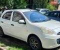 Белый Ниссан Марч, объемом двигателя 1.2 л и пробегом 85 тыс. км за 6000 $, фото 1 на Automoto.ua