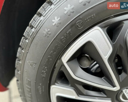 Красный Ниссан Марч, объемом двигателя 1.2 л и пробегом 56 тыс. км за 6800 $, фото 11 на Automoto.ua