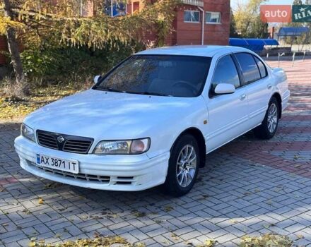 Белый Ниссан Максима, объемом двигателя 3 л и пробегом 250 тыс. км за 2500 $, фото 1 на Automoto.ua