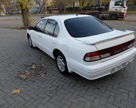 Белый Ниссан Максима, объемом двигателя 3 л и пробегом 454 тыс. км за 3100 $, фото 3 на Automoto.ua